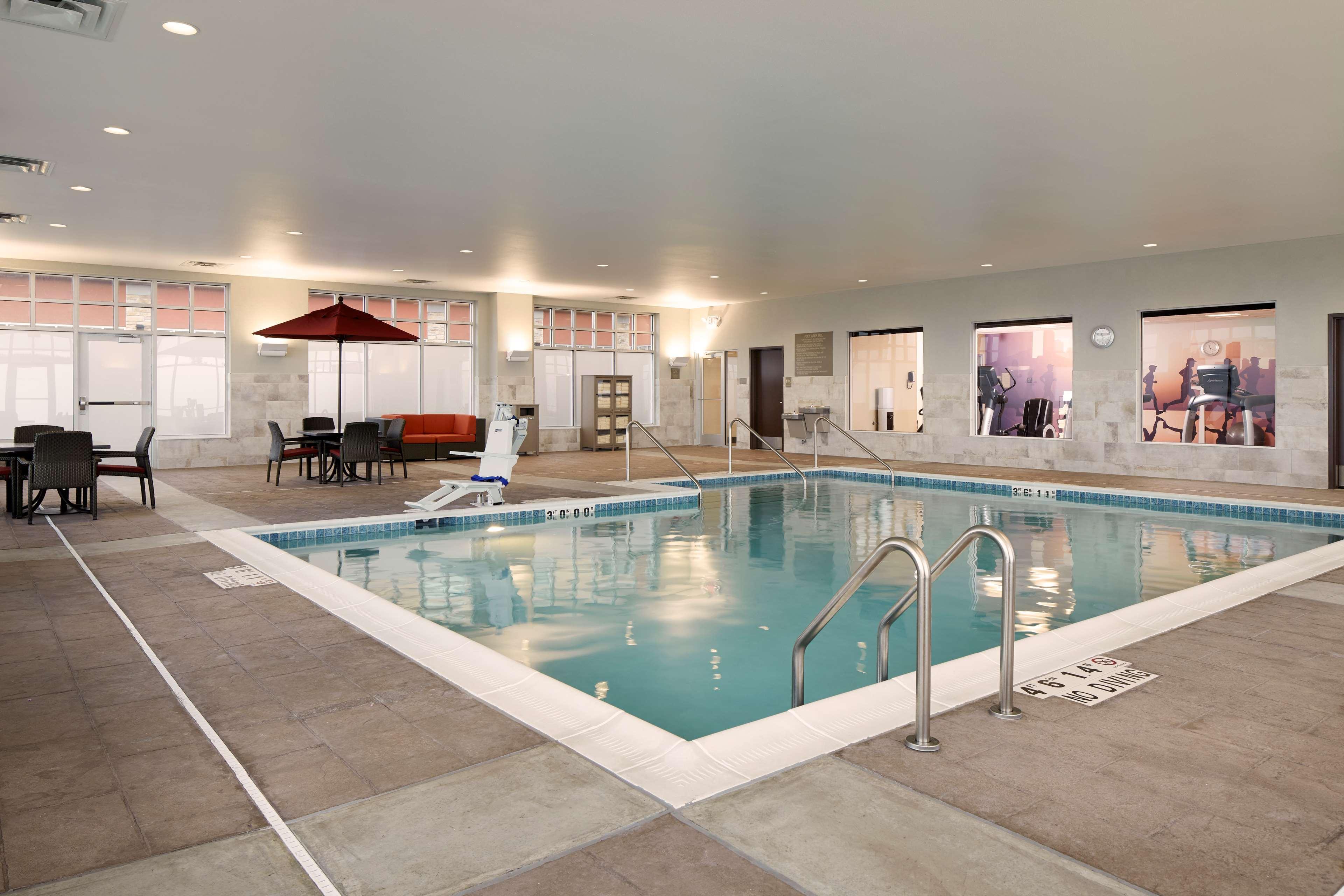 Hyatt Place Madison/Verona Exterior photo
